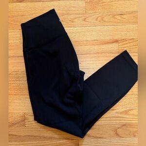 Lululemon wunder legging, size 6